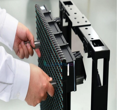 quick installation of curtain led display screens